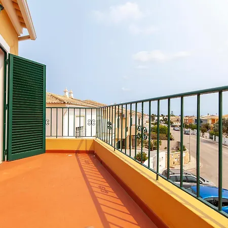 Western Mos Guest house