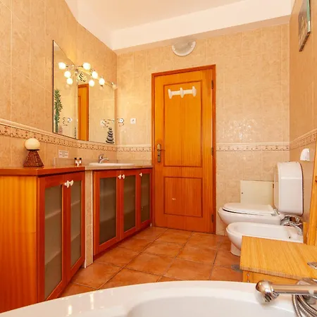 Western Mos Guest house